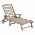 Chaise longue extérieure réglable en bois composite taupe