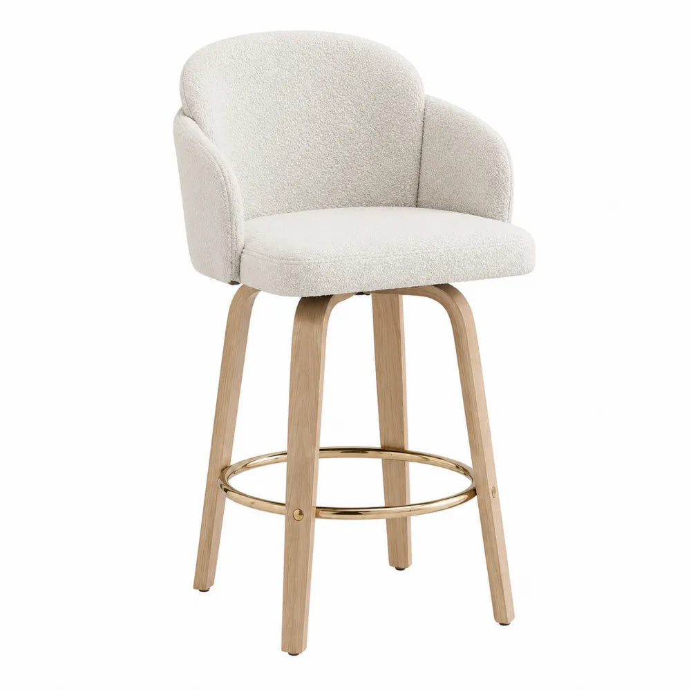 Tabouret de bar pivotant en tissu bouclette beige avec pieds en bois et repose-pieds en métal doré