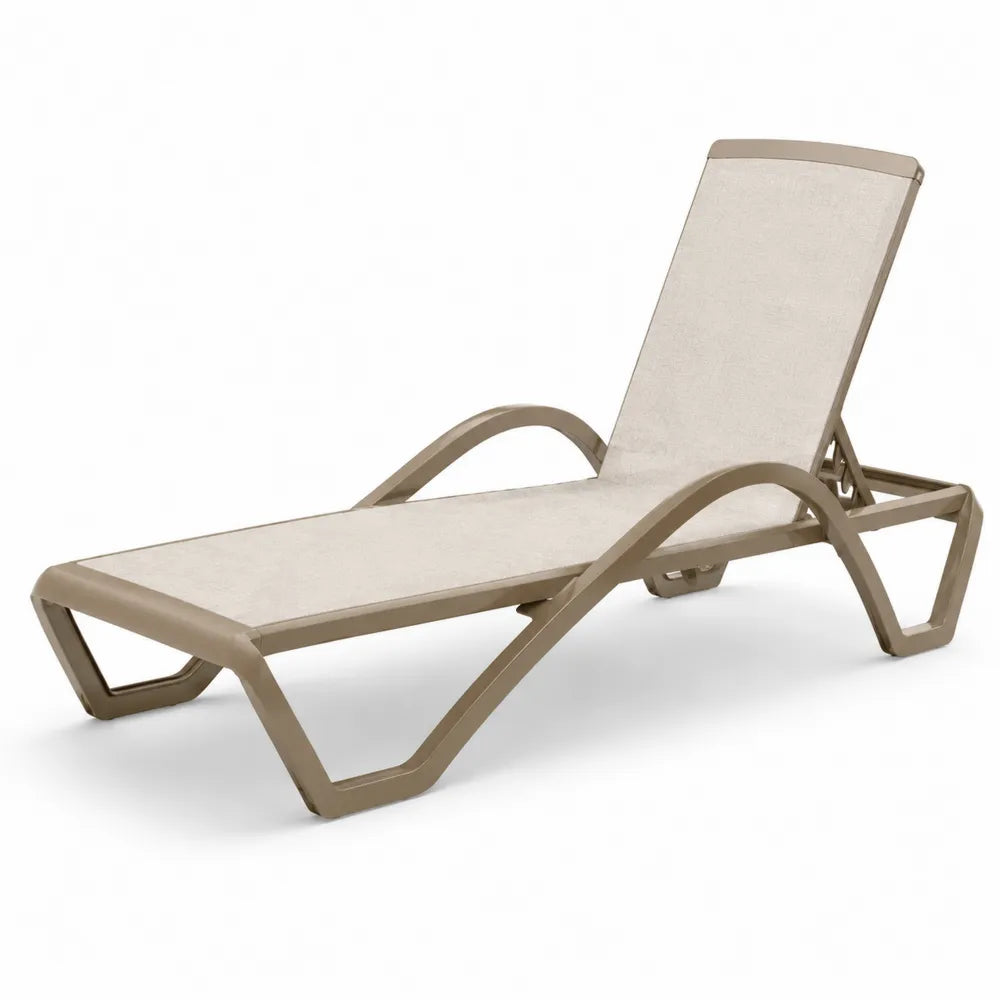 Chaise longue en aluminium et textilène beige cadre brun