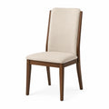 Chaise en bois avec revêtement en tissu beige